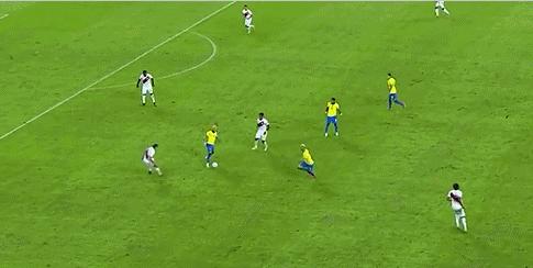 内马尔花式足球过人被打,内马尔花式过人挨揍