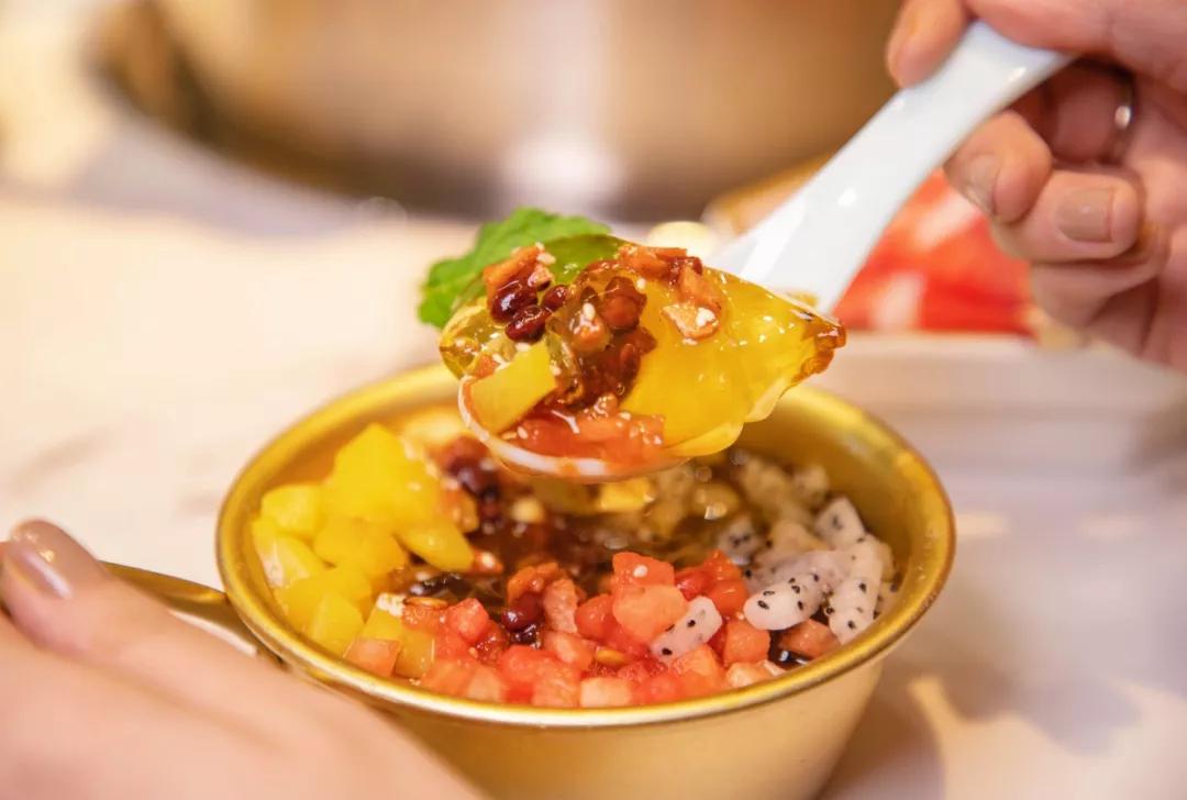 兰州网红串串最近火爆的,兰州西关网红串串