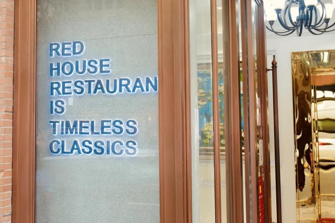 别争了,这条马路才是魔都内卷之王