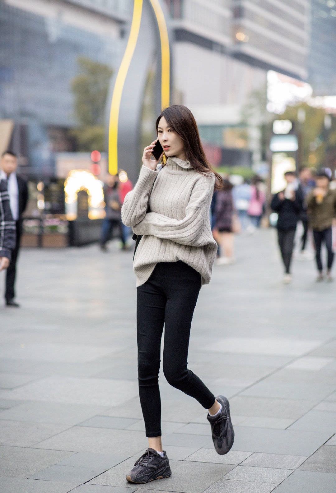 鏀惰捣浣犵殑澶栧,鏀惰捣浣犵殑鐗涗粩澶栧