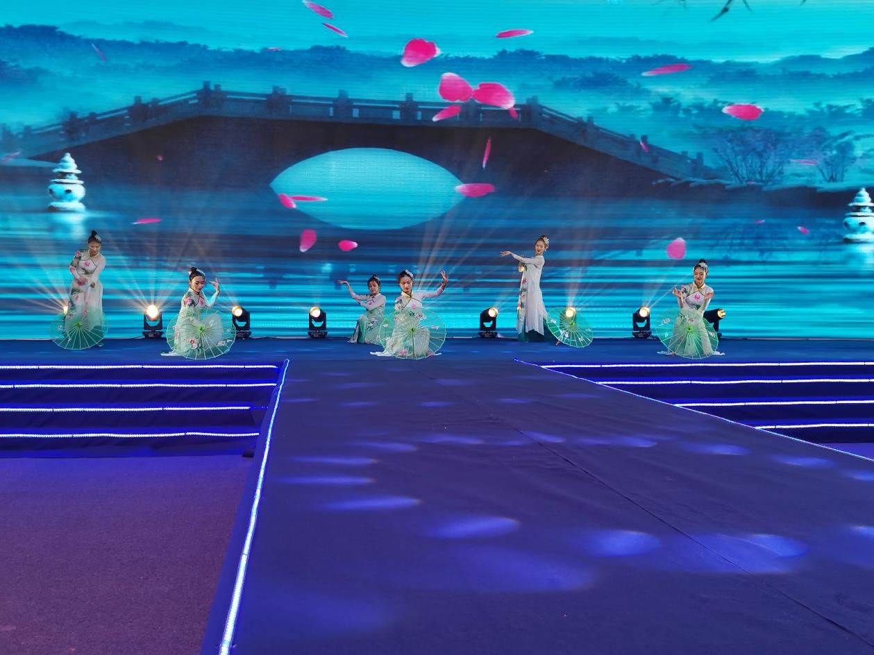 黑科技,赢未来,中邦科技年终答谢晚宴顺利举办