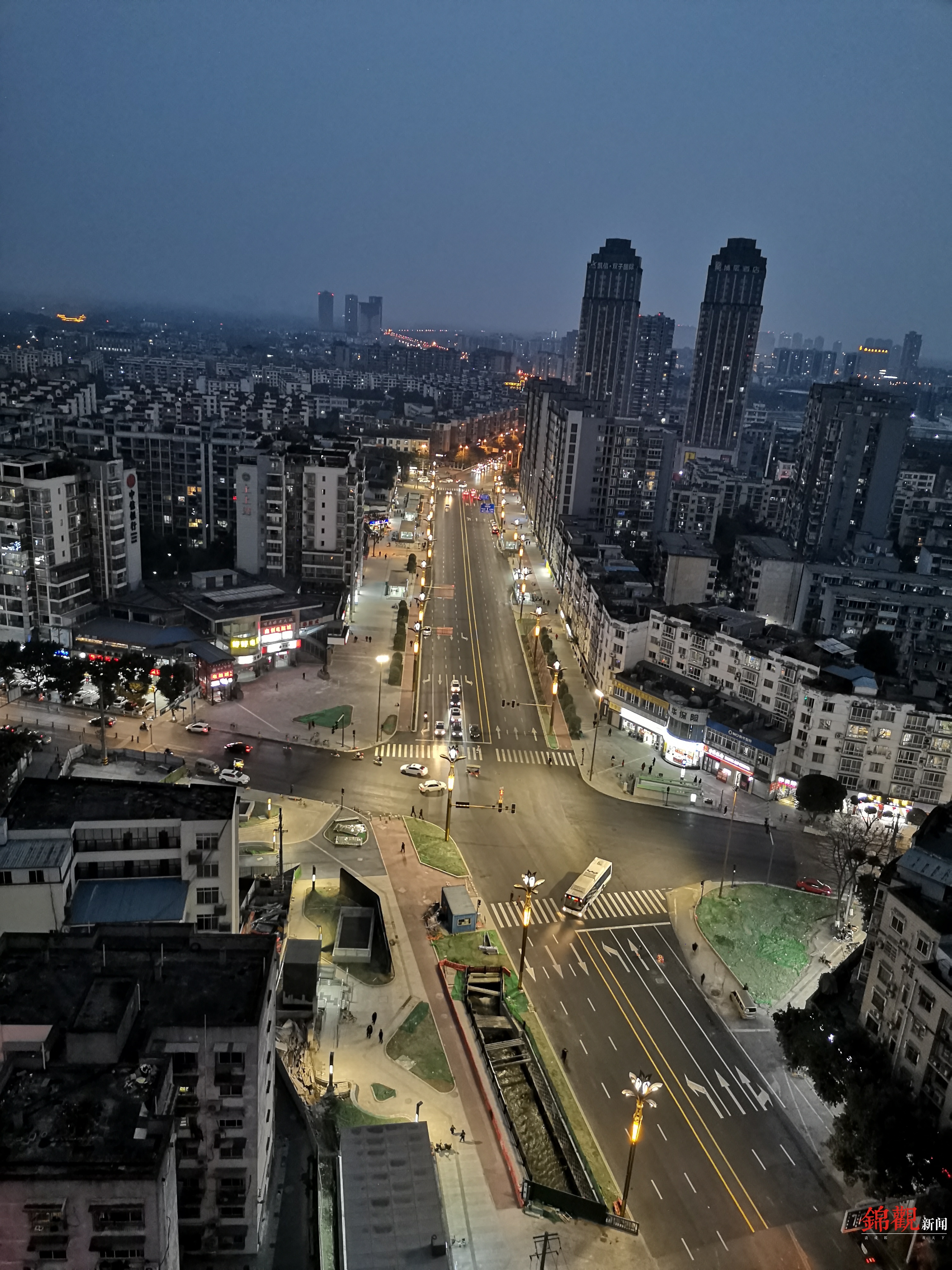 旧路换新颜凤溪凤翔大道提升改造项目地铁站点段完工