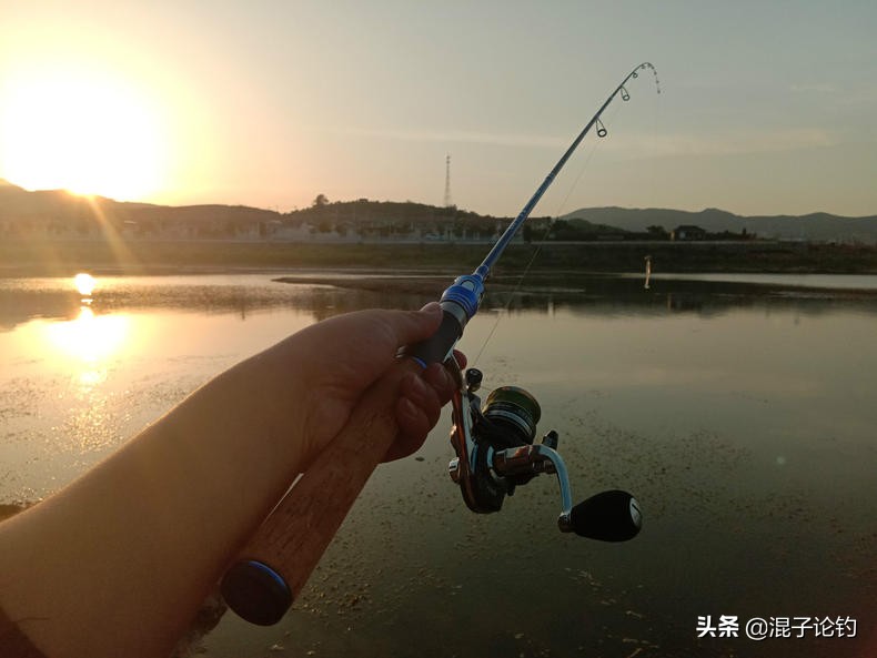 路亚竿新手入门应选什么调性的,路亚入门的第一支路亚竿