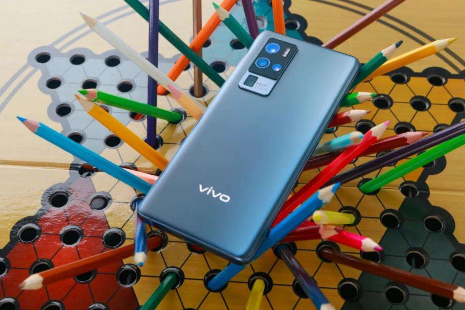 网上买手机和实体店价格区别大吗,实体店买手机和网购有什么区别