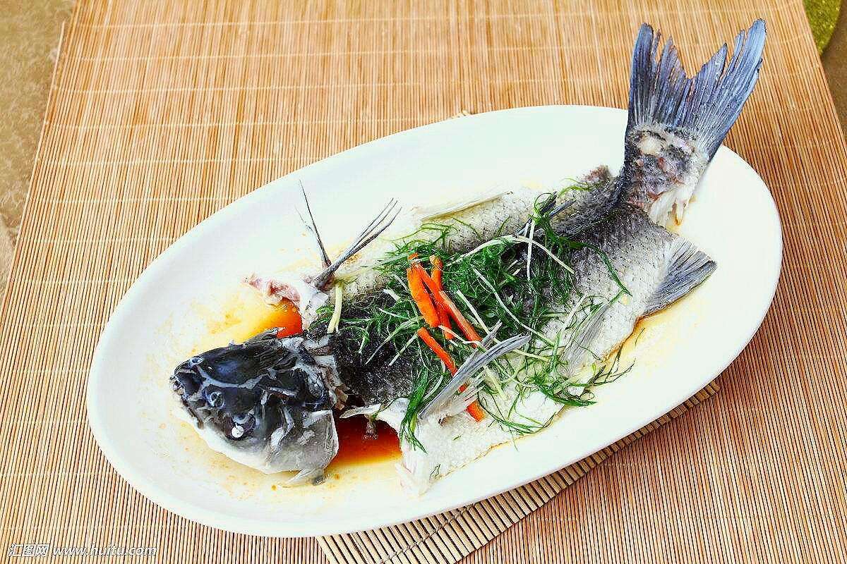 鱼肉吃多了对身体有什么影响,鱼肉吃得比较多有什么不好