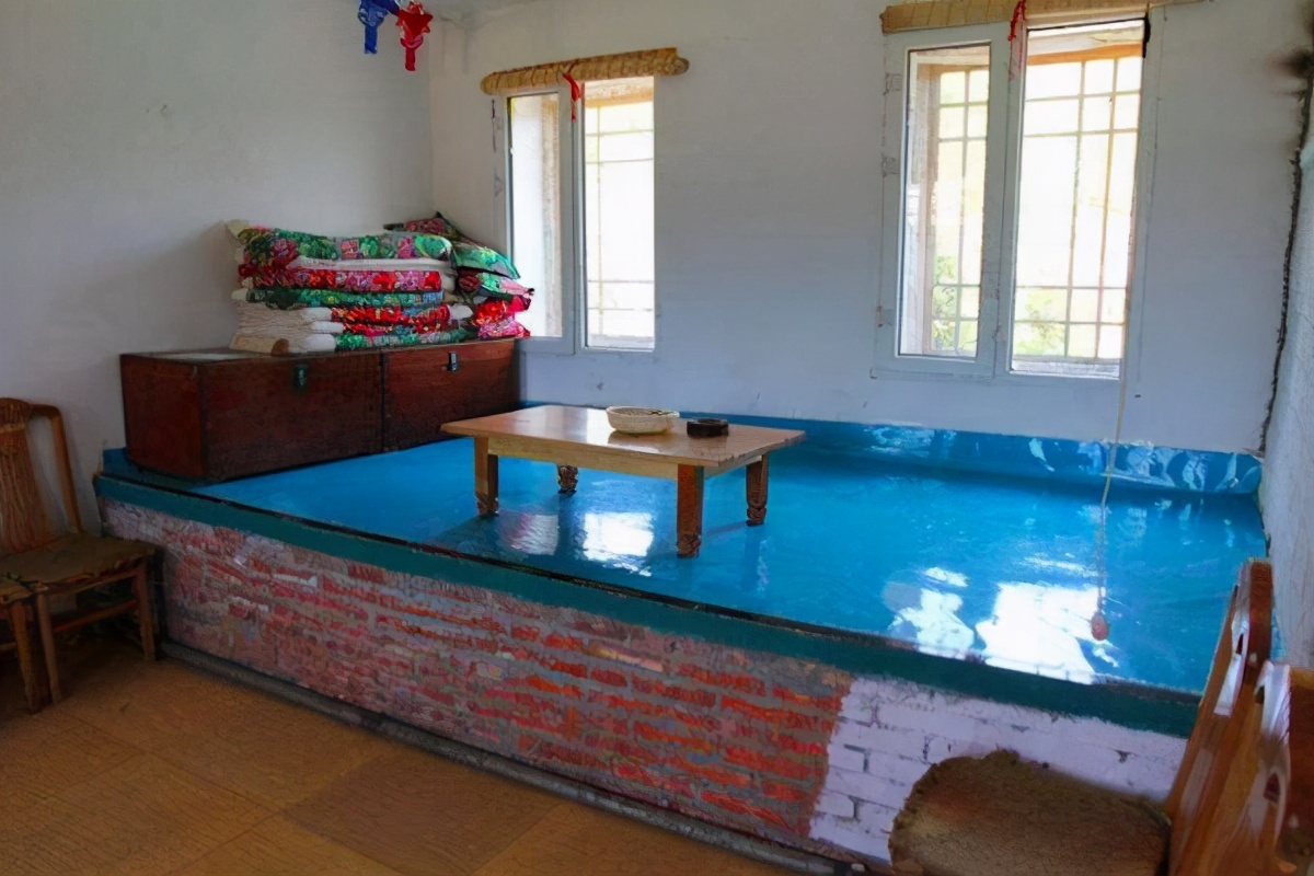 北国的冬天格外冷，它们也同样需要棉衣