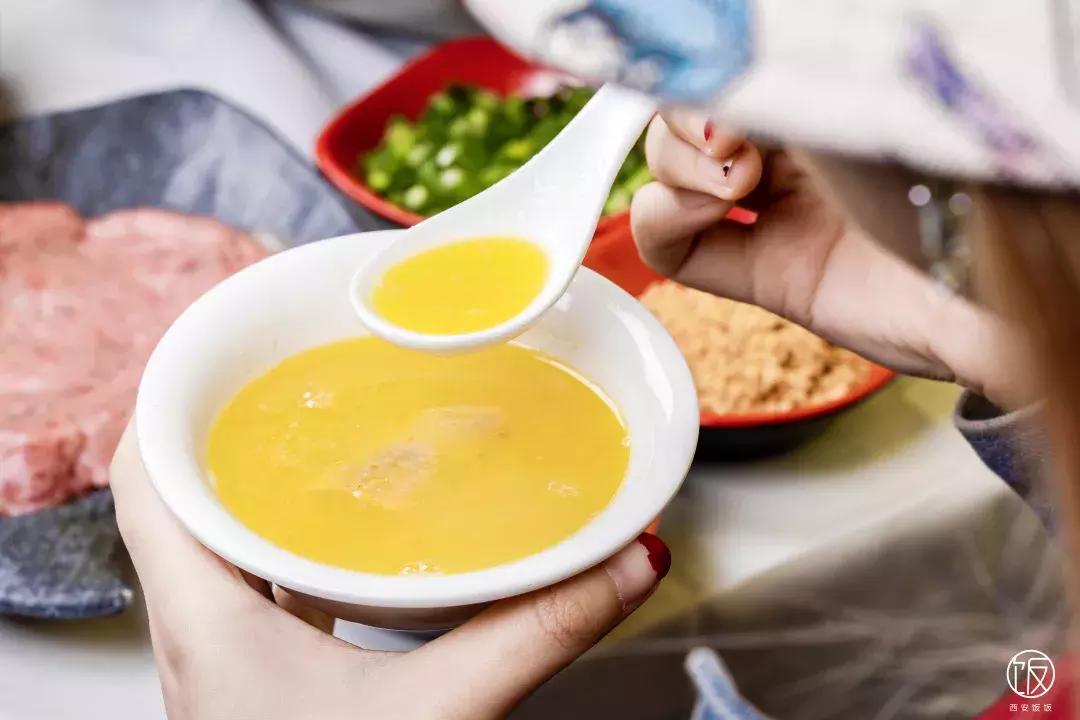 被“骂”了1年多,这家锅里有“金子”的店终于闹大事了!