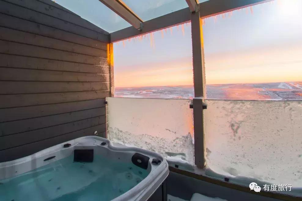 芬兰极光玻璃屋高清大图,芬兰玻璃屋极光横屏