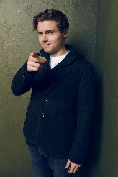 还这么年轻，这神颜小花神颜小生怎么越长越残了…