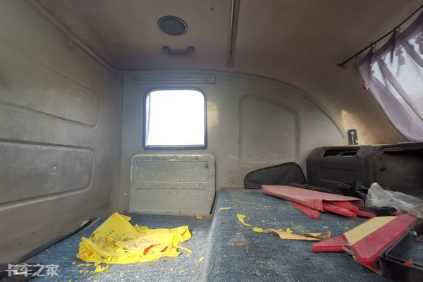 青岛解放jh6生活舱房车,史上最豪华的解放卡车