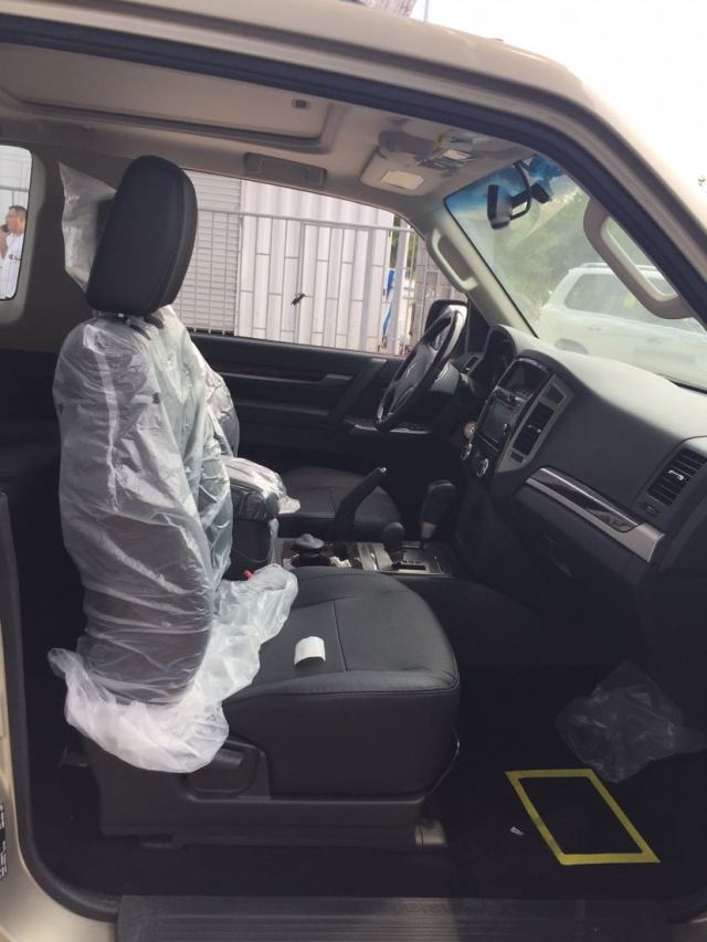 帕杰罗三门v87,天津港帕杰罗v87三门版最新价格