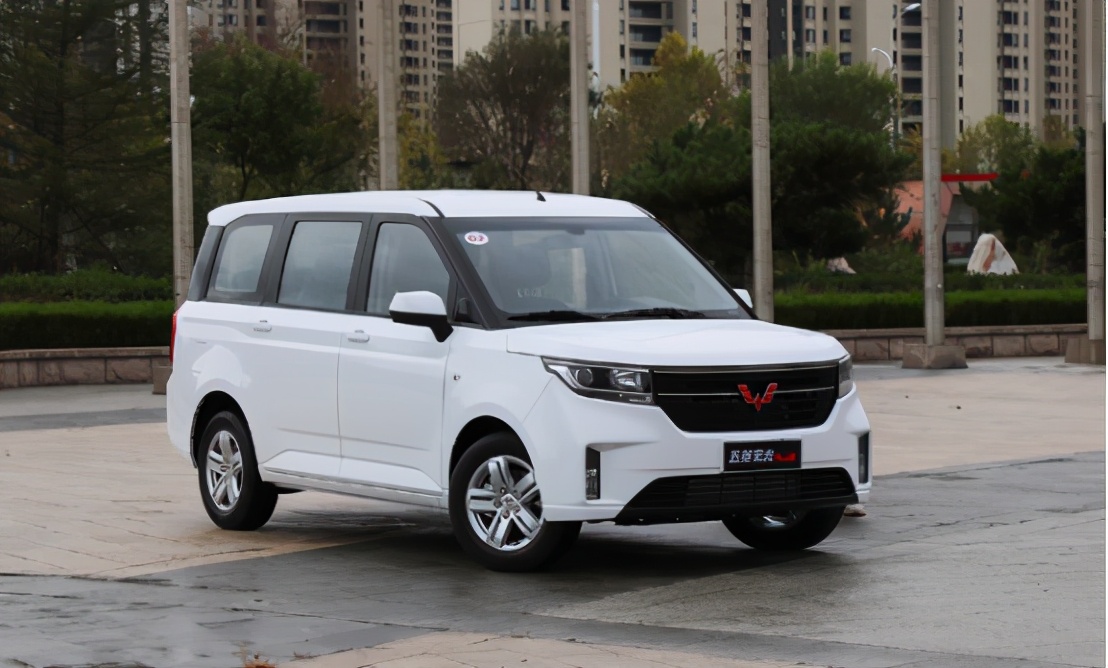 五菱荣光加长版油耗大无动力,五菱荣光加长版口碑和评价