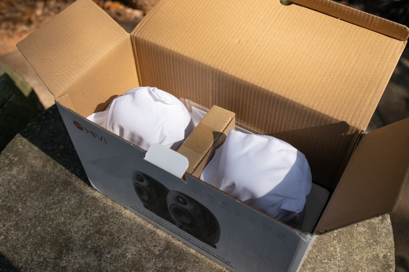 惠威x3是不是专业监听音箱,惠威hivi发烧级监听音箱x3