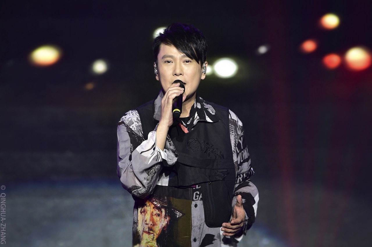 张信哲被说过气后唱的一首歌,张信哲为啥退出歌坛