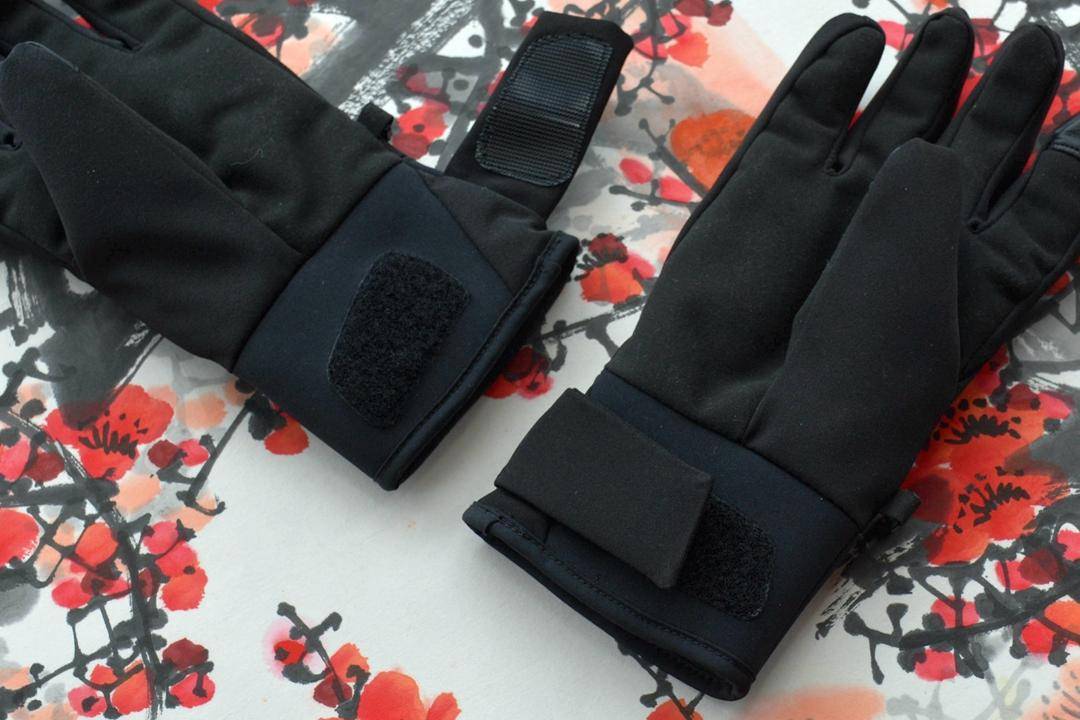 秋冬户外保暖加绒防水防触屏手套,鹿绒保暖触屏手套