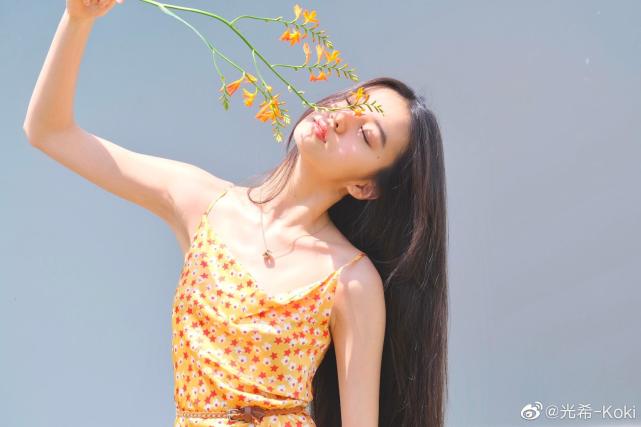 51岁工藤静香晒中国风造型,50岁工藤静香