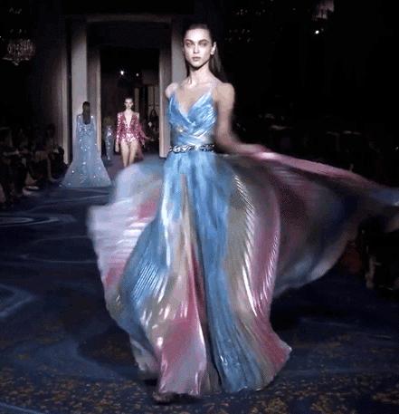 刘亦菲走红毯穿的礼服 (刘亦菲结婚了吗2017)