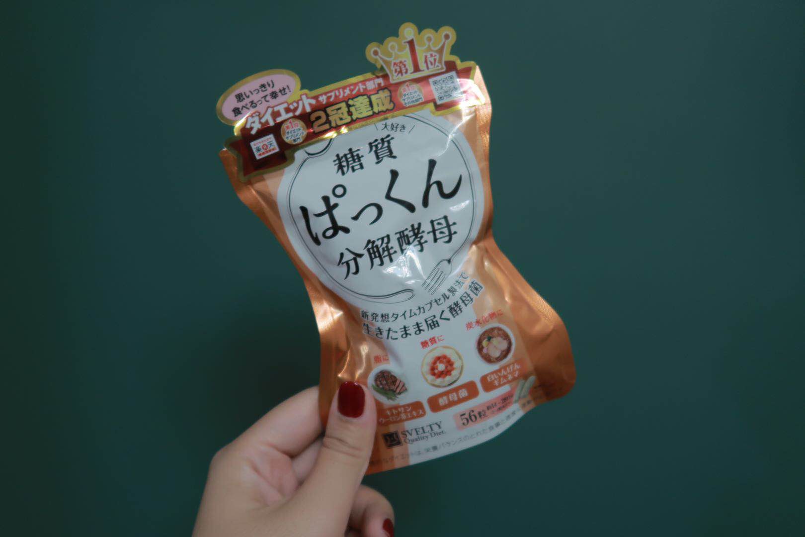 千万别看不起便宜的化妆品,没有必要买的10个化妆品