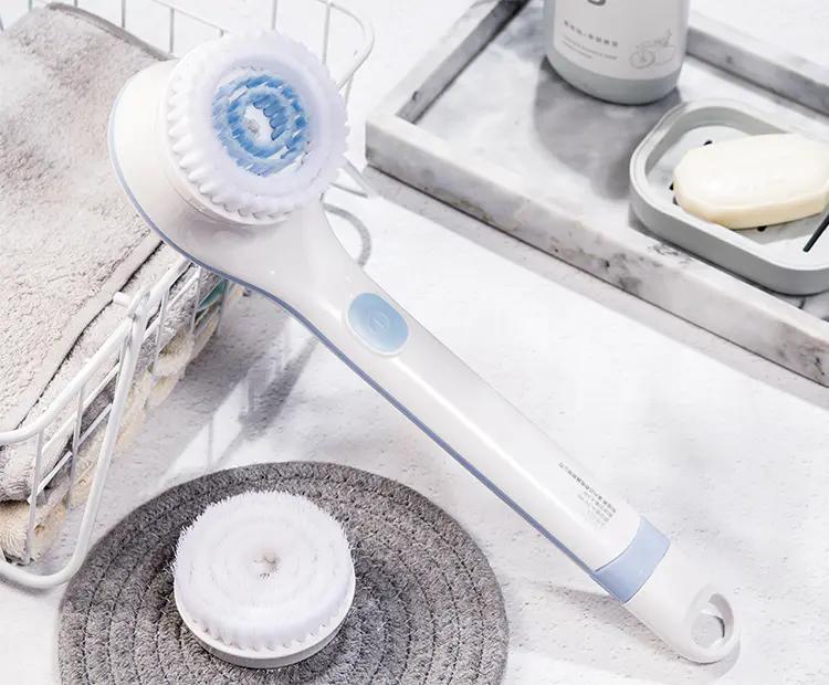 秋冬换个电动澡刷，深入清洁美肤，按摩从头爽到脚