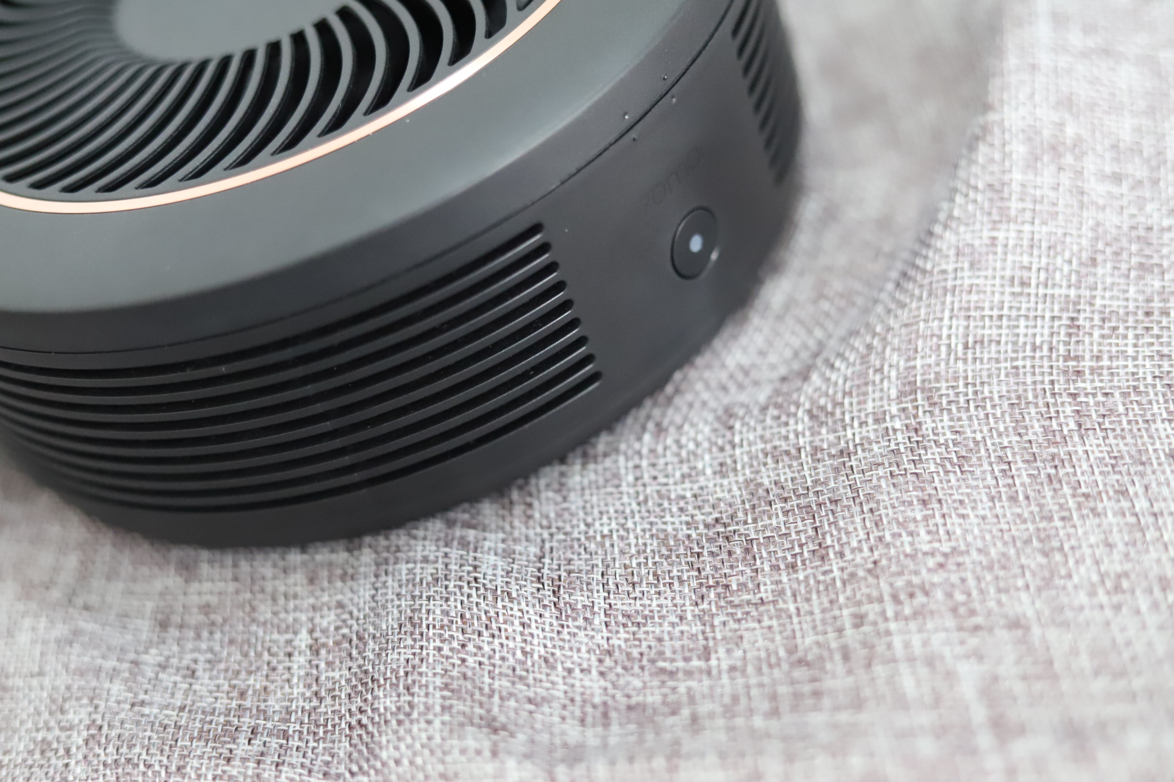 70迈车载空气净化器Pro实测：小小东西，大大作用