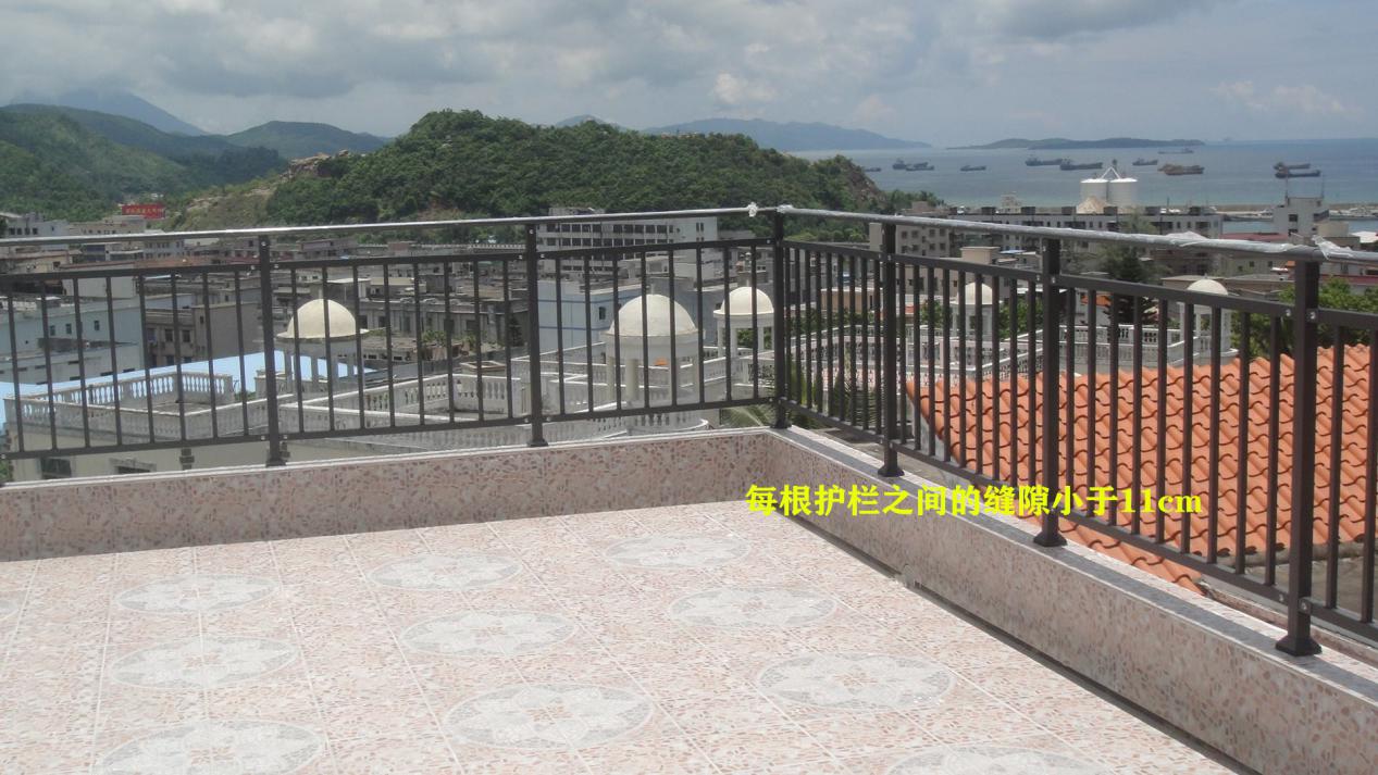 阳台护栏增高不封窗,阳台护栏加高安全