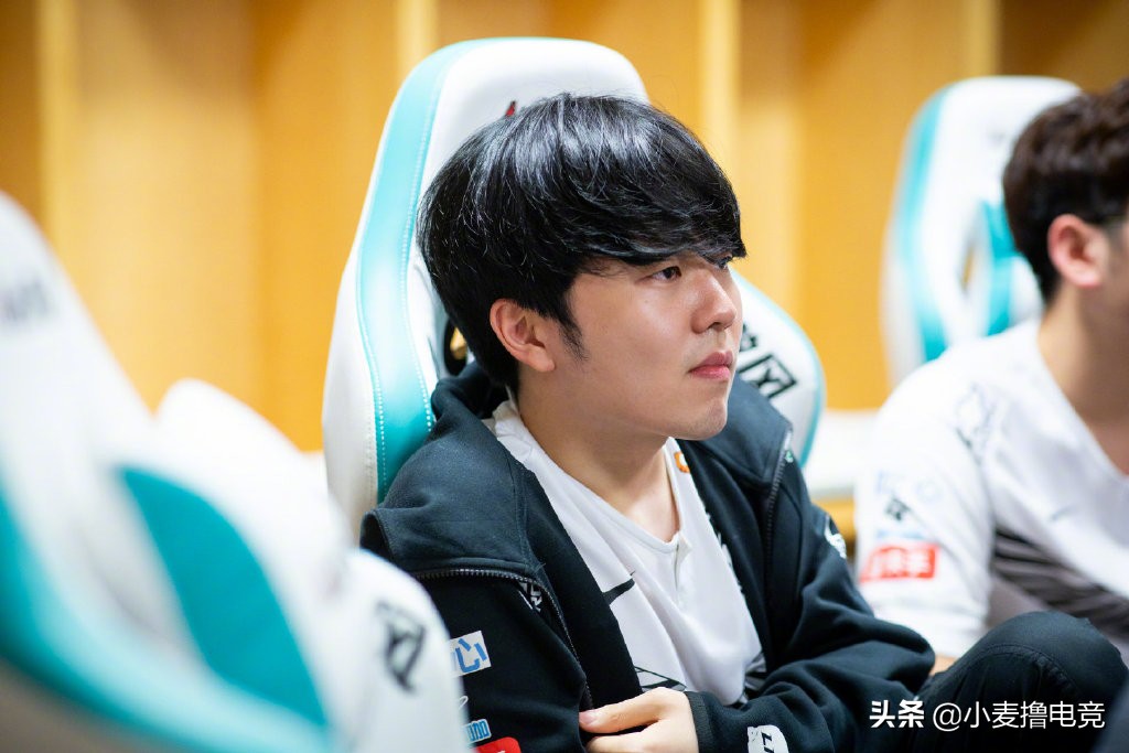 宁王直播谈ig队内问题,宁王总决赛fmvp赛后采访