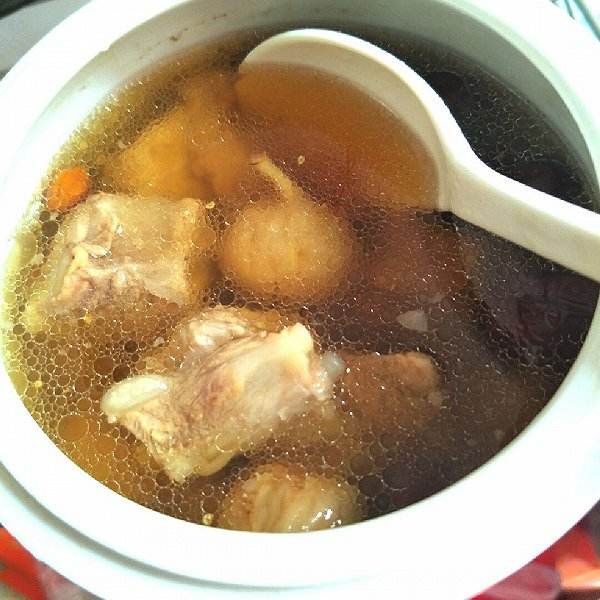 做排骨汤排骨不焯水,做排骨汤不放调料吗