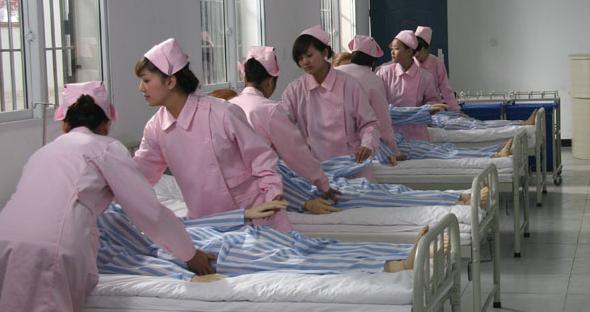 揭阳卫校读什么有前途,初中毕业男孩读卫校有前途吗