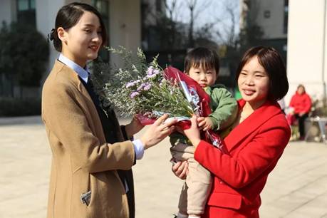 碧源月湖你放在心里的感谢她Get不到,今天就说出来吧