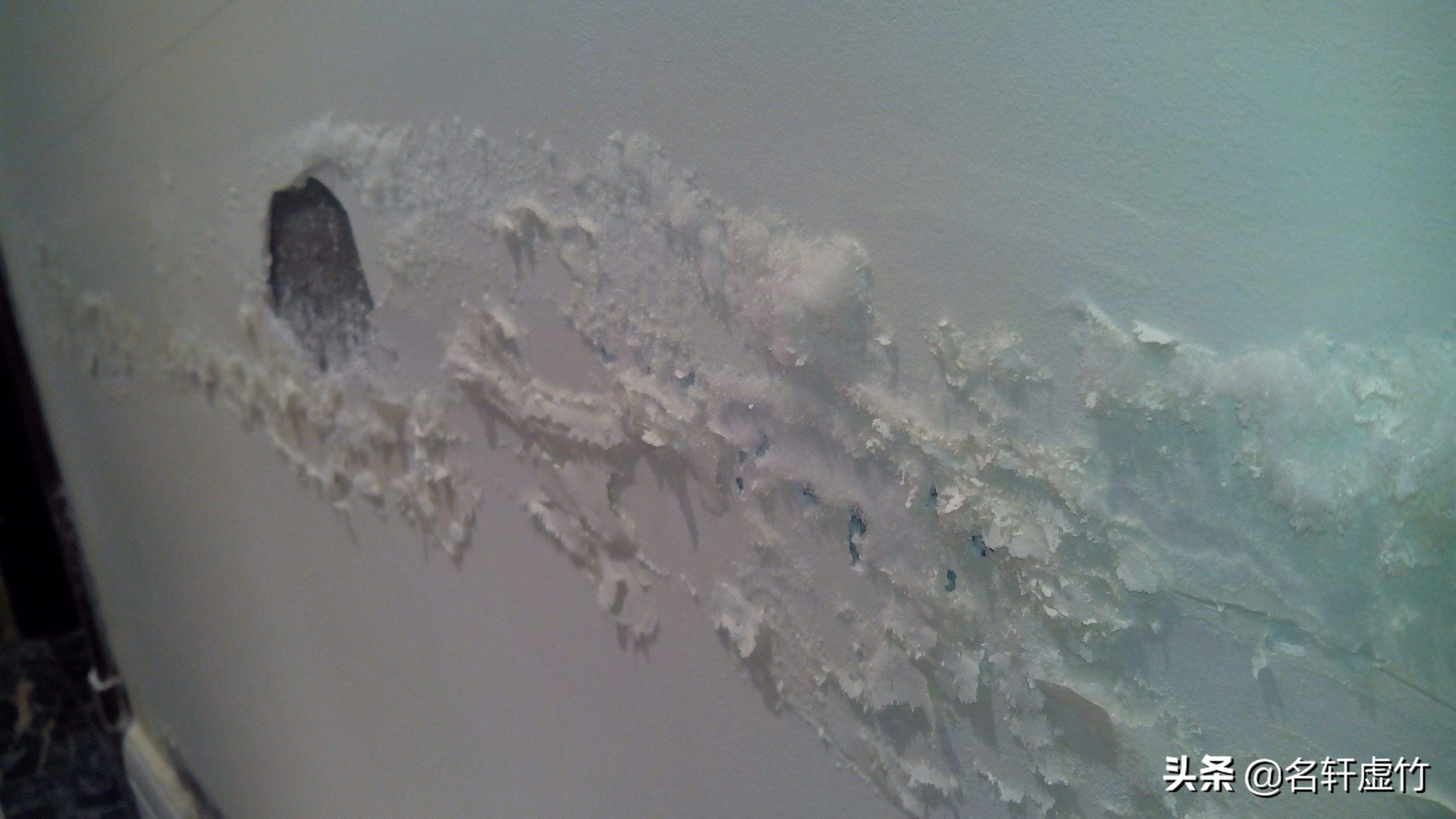 天花板发霉发潮掉墙皮该怎么处理,天花板发霉空鼓起皮什么原因