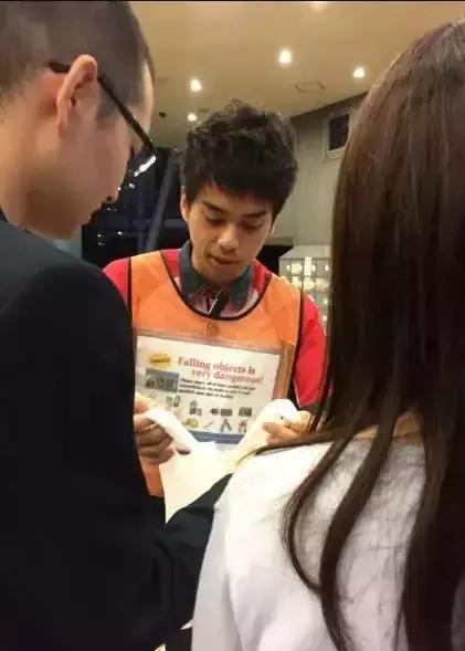 游乐场上班是什么体验,游乐园工作怎么样