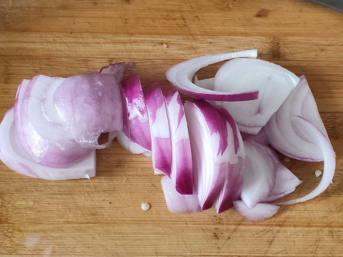 怎么做鱿鱼才好吃铁板鱿鱼,铁板鱿鱼简单实惠做法