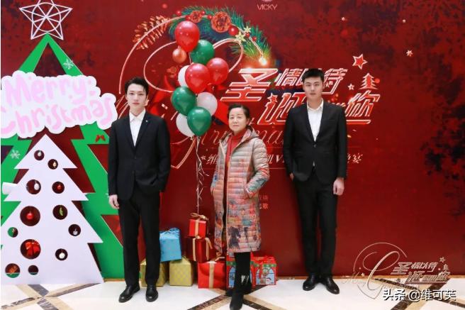 “圣情以待﹒诞愿维你”,把所有的美好送给你