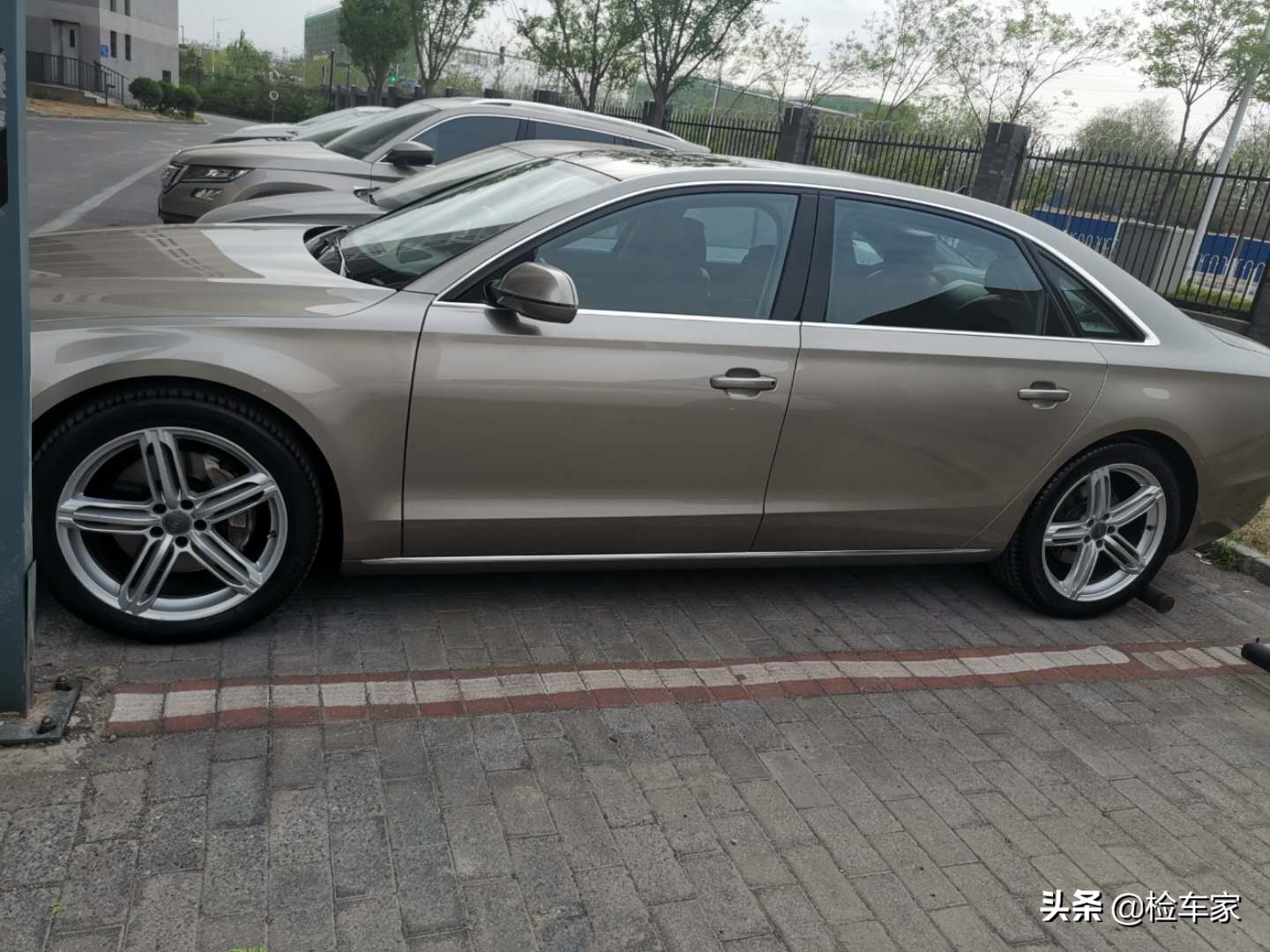 2012奥迪a8落地价格,2012款奥迪a8二手车价格