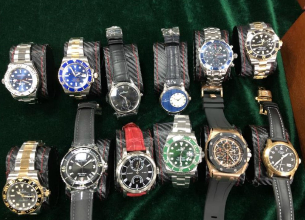 高价手表低价出套路,高价手表低价卖