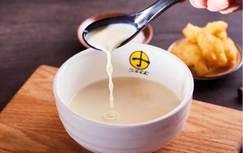 为预防豆浆中毒需将豆浆再沸腾,豆浆引起食物中毒是植物性中毒吗