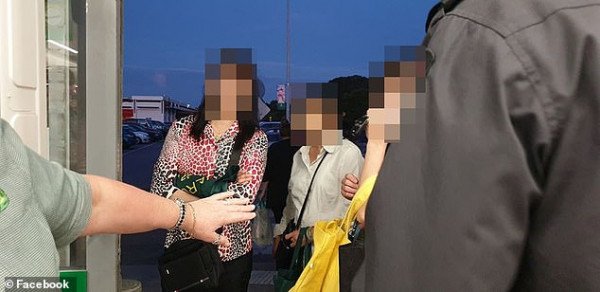 澳洲疫情期间，亚洲面孔代购反复进出超市买奶粉，引发网友愤怒