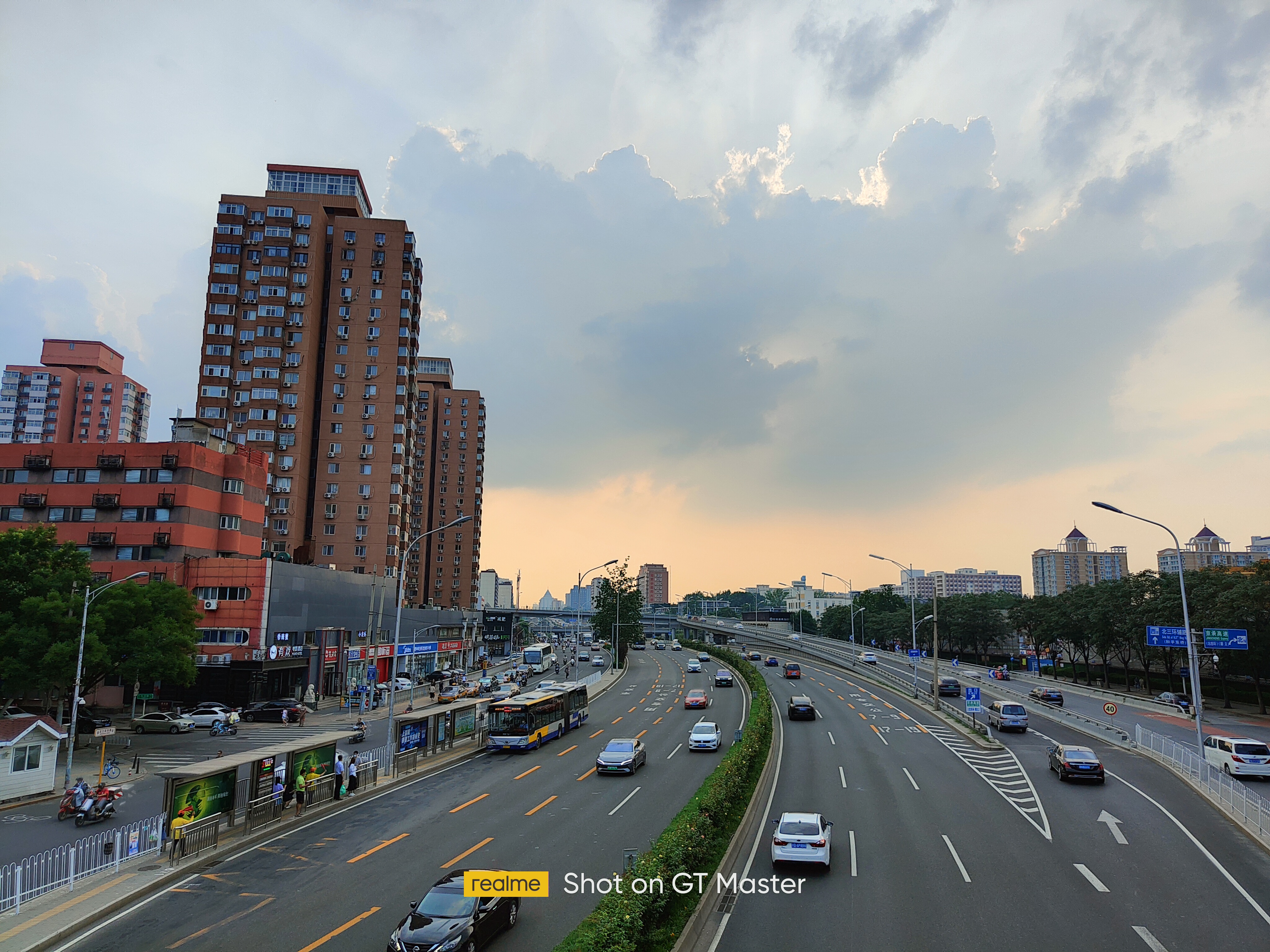 realme真我gt大师版白色开箱,realme真我gt大师探索版测评