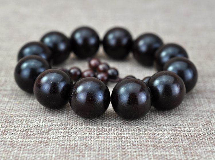 小叶紫檀怎么才能越盘黑,小叶紫檀怎么越玩越亮