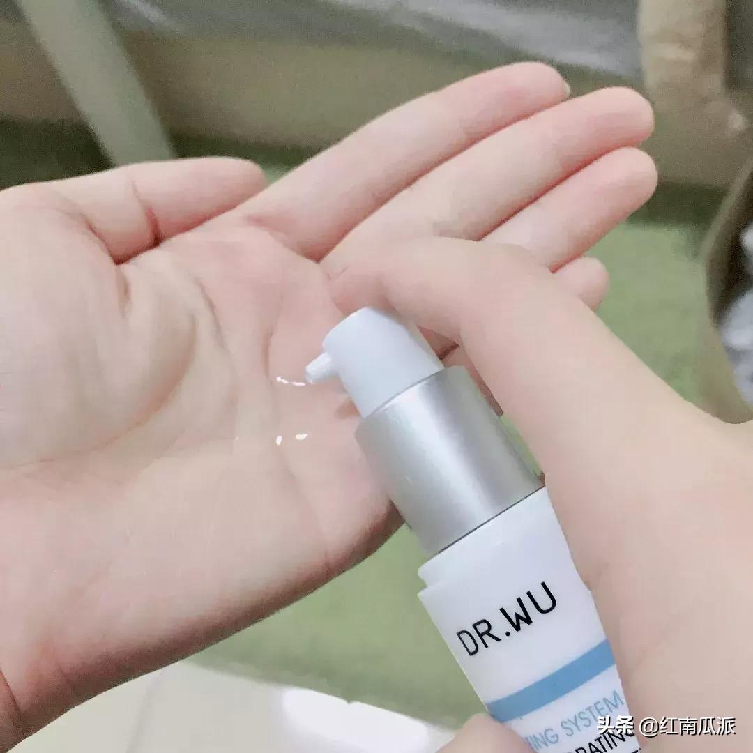 回购率爆表的精华种草,平价精华推荐10款