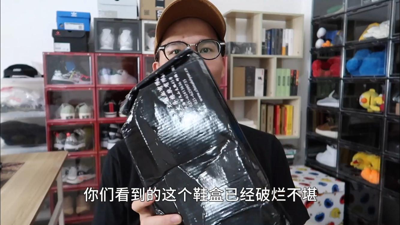 100块钱买到的夏季小白鞋，比Yeezy更舒适更好看