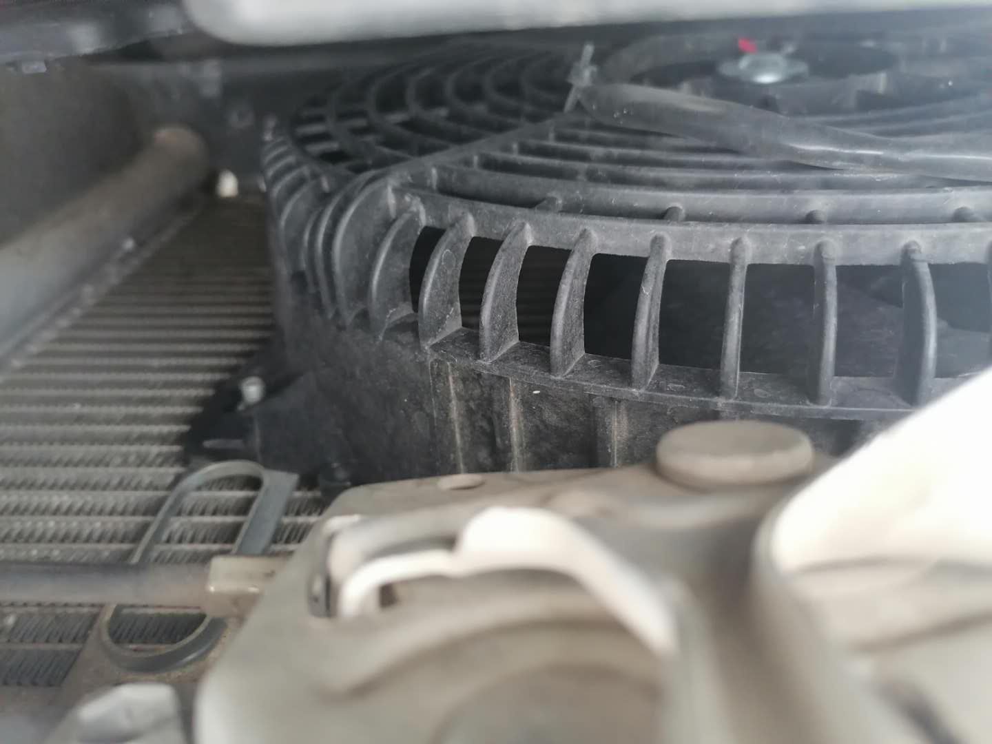 略显可爱的越野车铃木吉姆尼,二手吉姆尼越野能力有多强