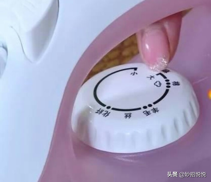 真丝衣服熨烫变形怎么能处理,真丝衣服怎么熨烫不泛白