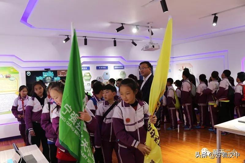 宁强北关小学足球赛,朝天二小去曾家山足球比赛