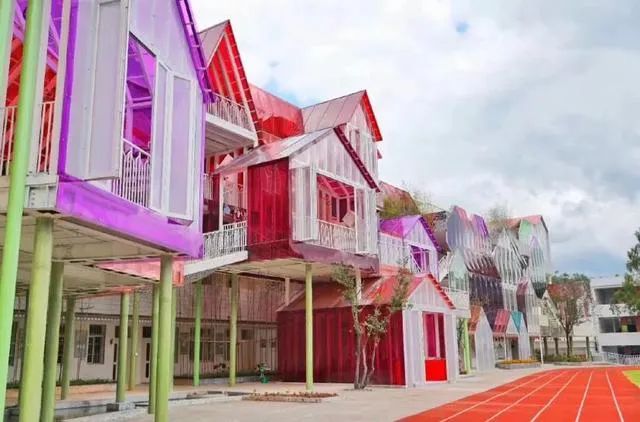 恰同学少年勇敢追梦,恰同学少年请全力奔跑