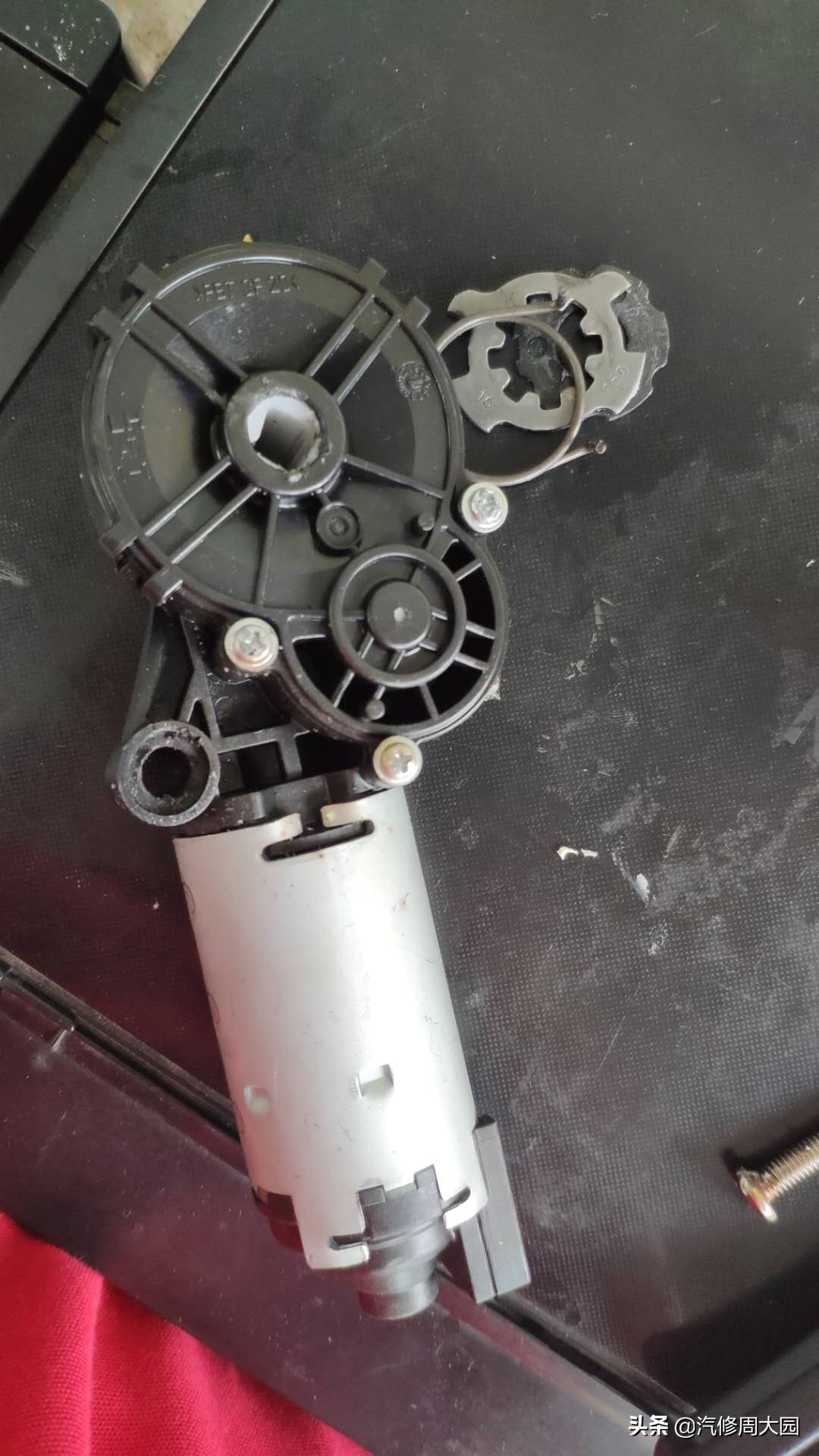 路虎座椅调节突然失灵是什么原因,路虎揽胜座椅靠背故障