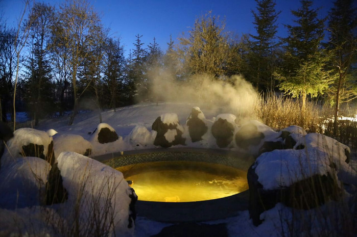 探秘五大连池湖底深渊,五大连池探秘