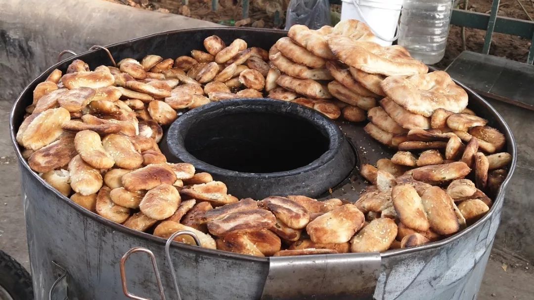 南京北大青鸟美食指南:小行路16号,1024G的胃也装不下