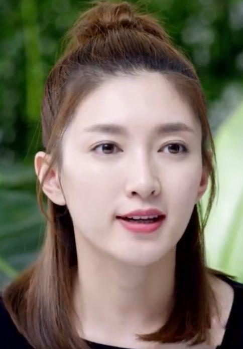 长脸该做什么样的发型,长脸发型的正确挑选方法