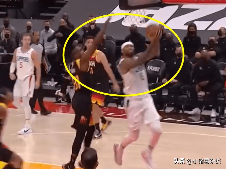 考辛斯鹈鹕十大残暴集锦,戈贝尔和考辛斯谁厉害